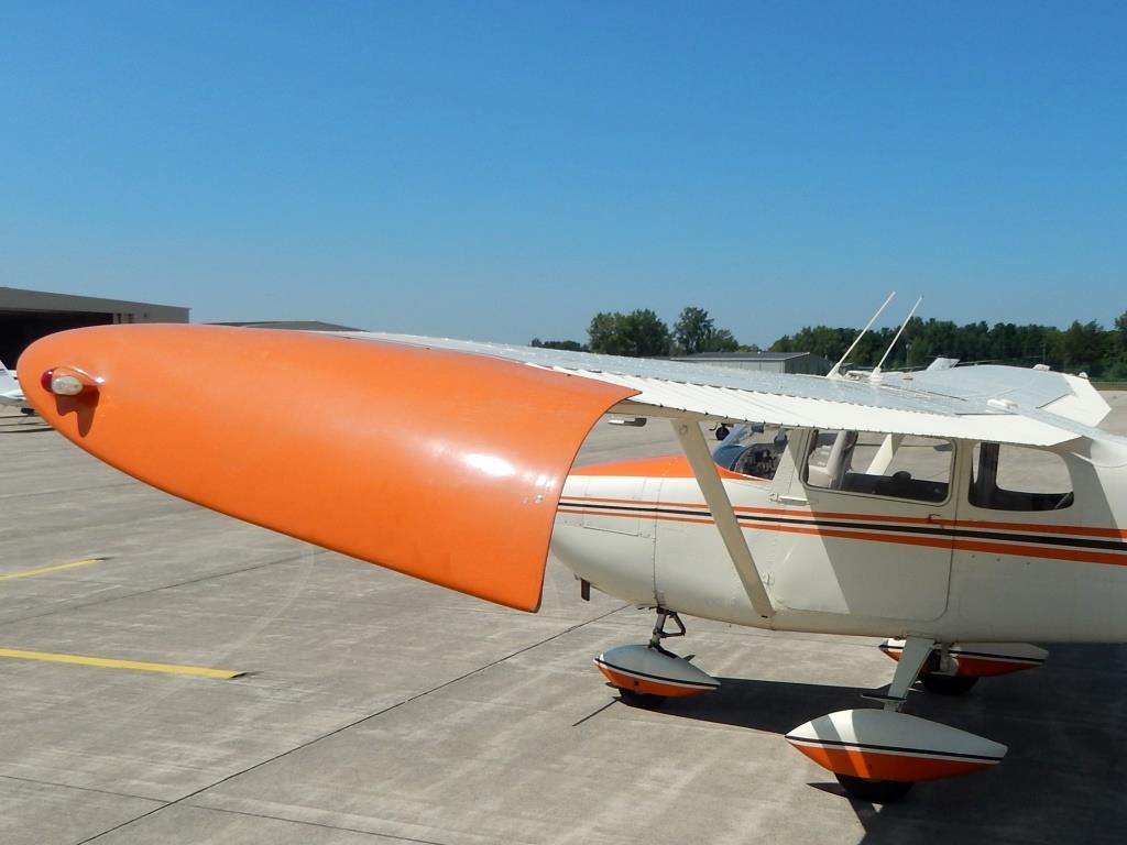 1958 Cessna 172 - N9129B