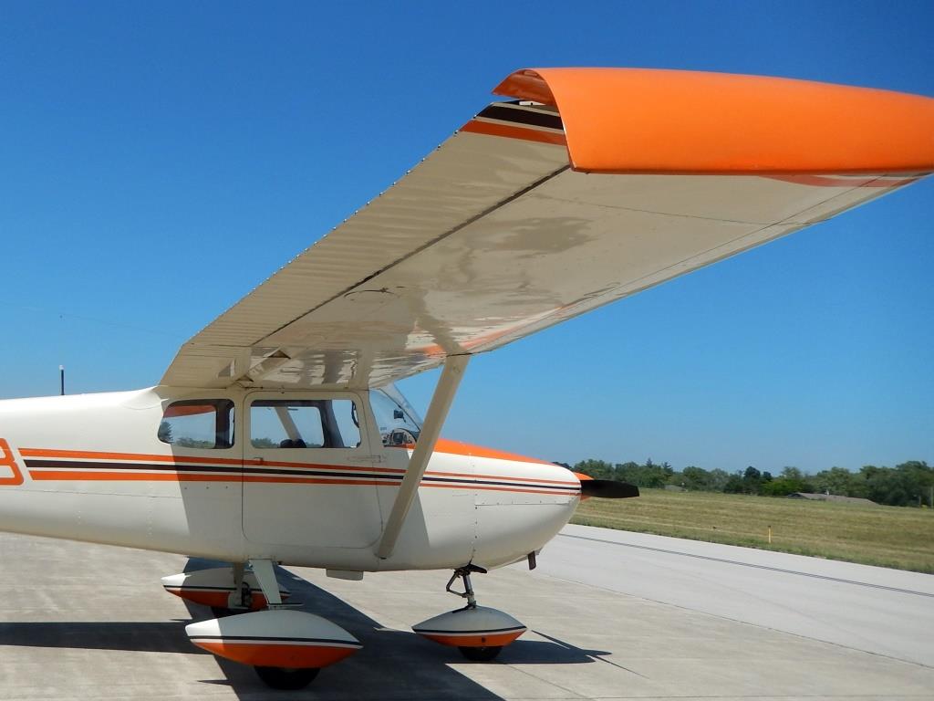 1958 Cessna 172 - N9129B