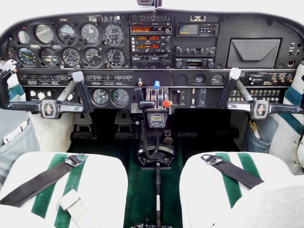 1972 Piper Cherokee 6- N72SD