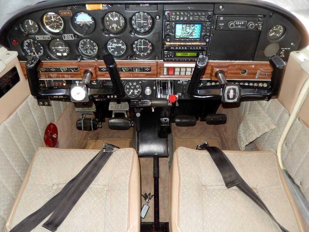 1968 Piper Cherokee 180D - N7821N