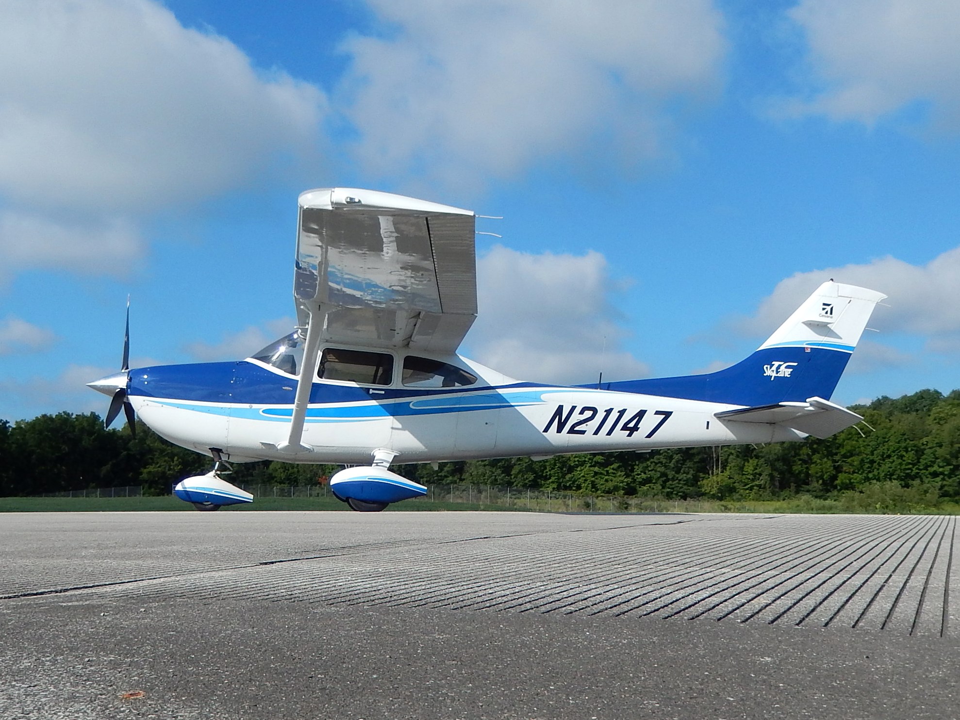 2004 Cessna T182T - N21147