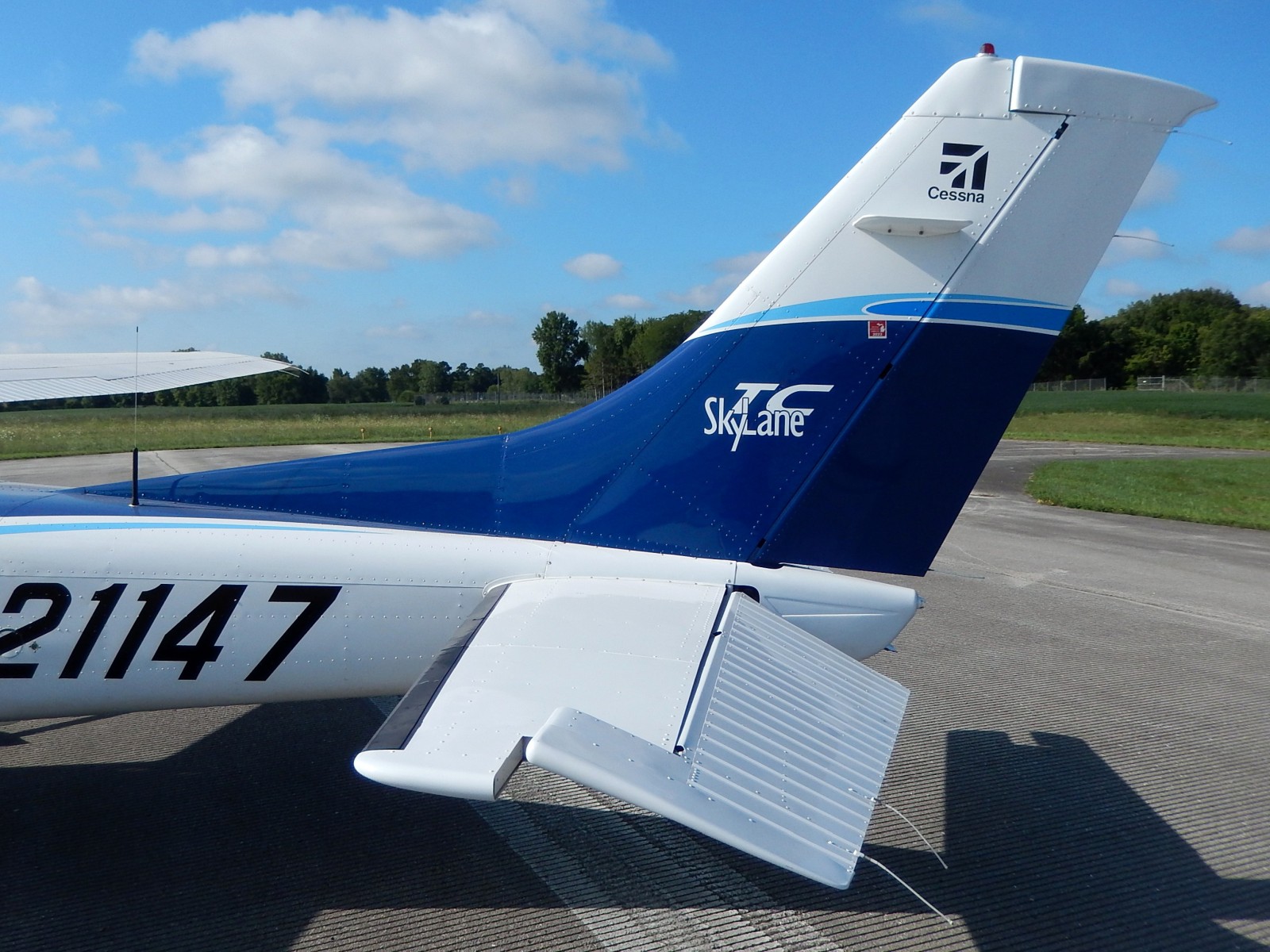 2004 Cessna T182T - N21147