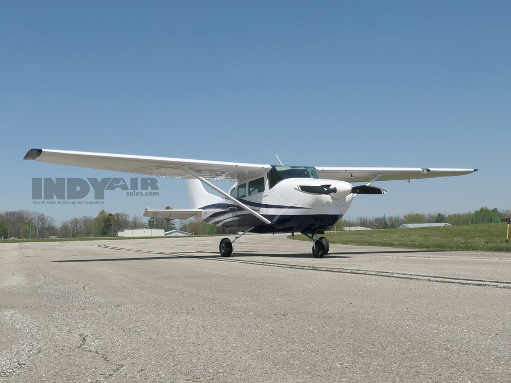 Cessna 210B - N210S
