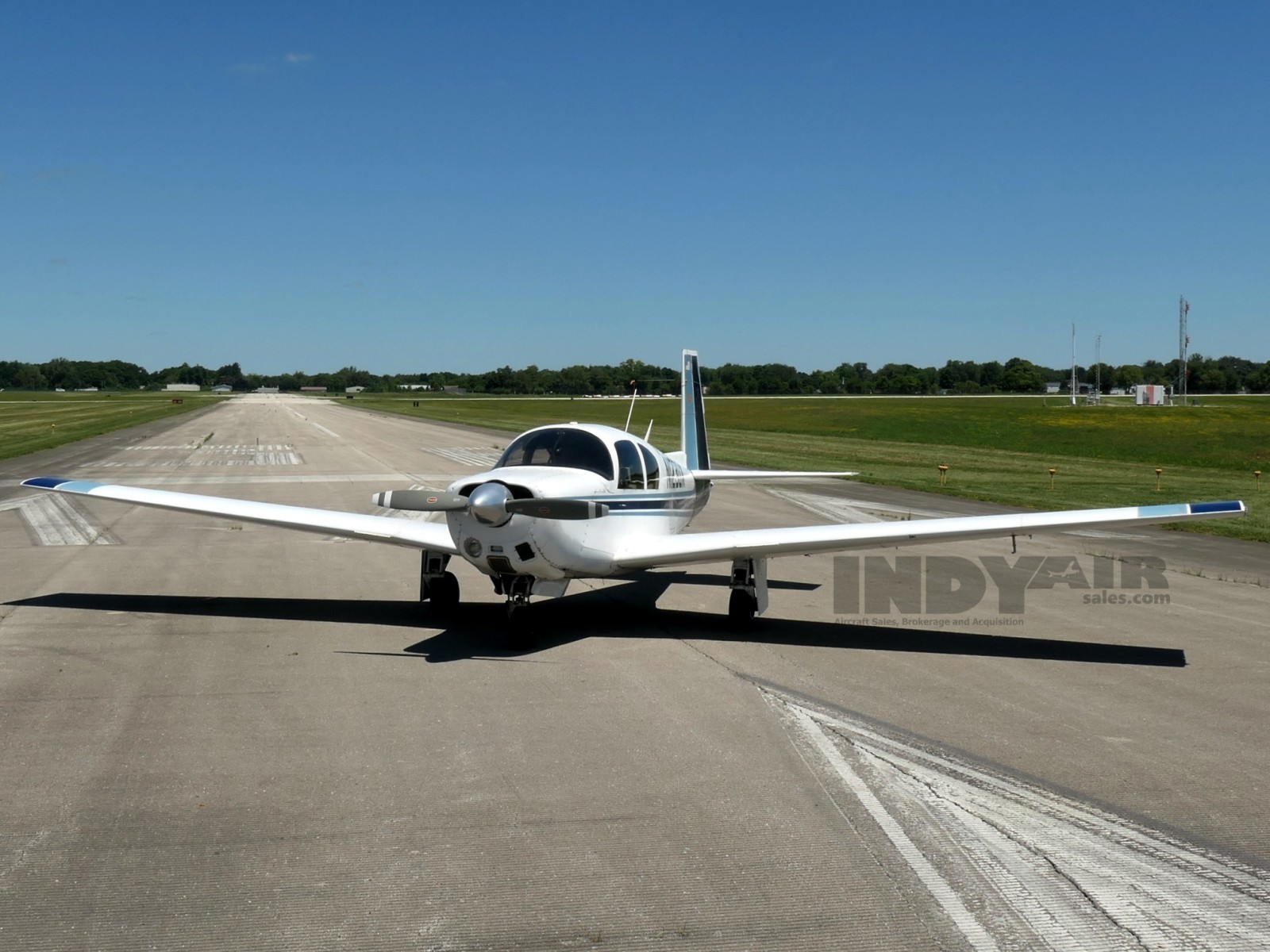 Mooney M20E - N1230X