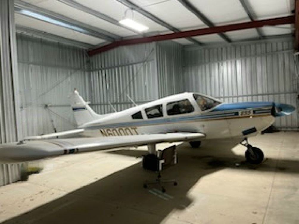 Piper Cherokee 235