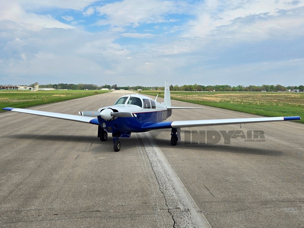 Mooney M20C - N639MA