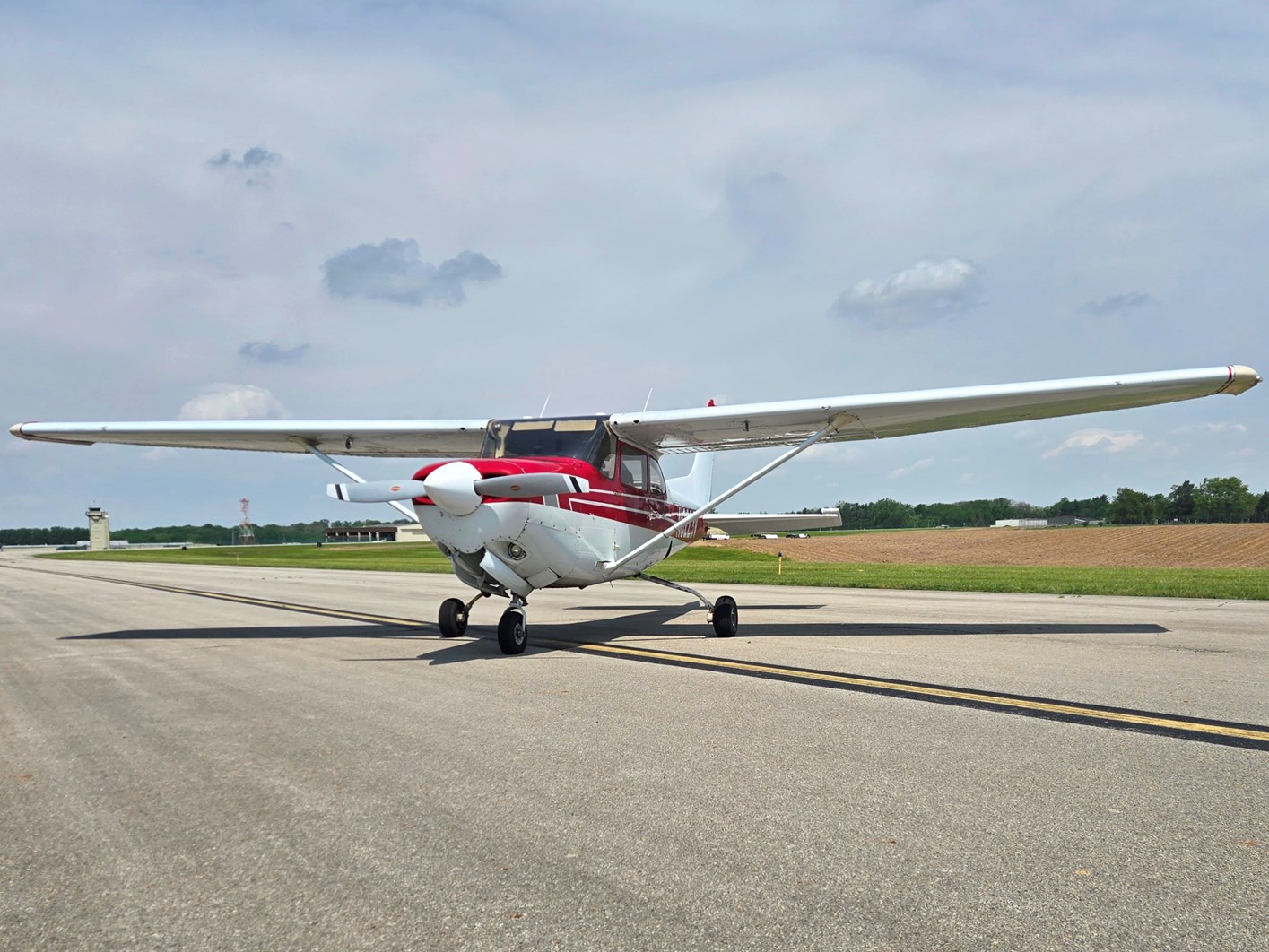 Cessna 172RG - N6223V