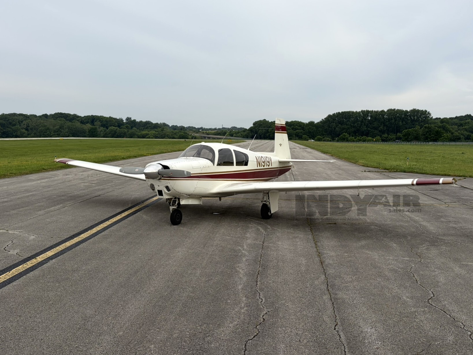 Mooney M20C - N1919Y
