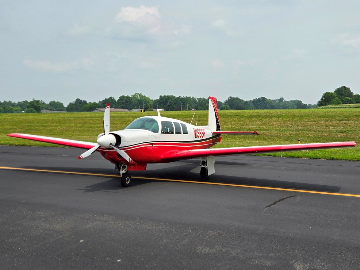 Mooney M20F Executive - N1969F