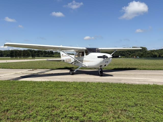 Cessna 172P - N52569