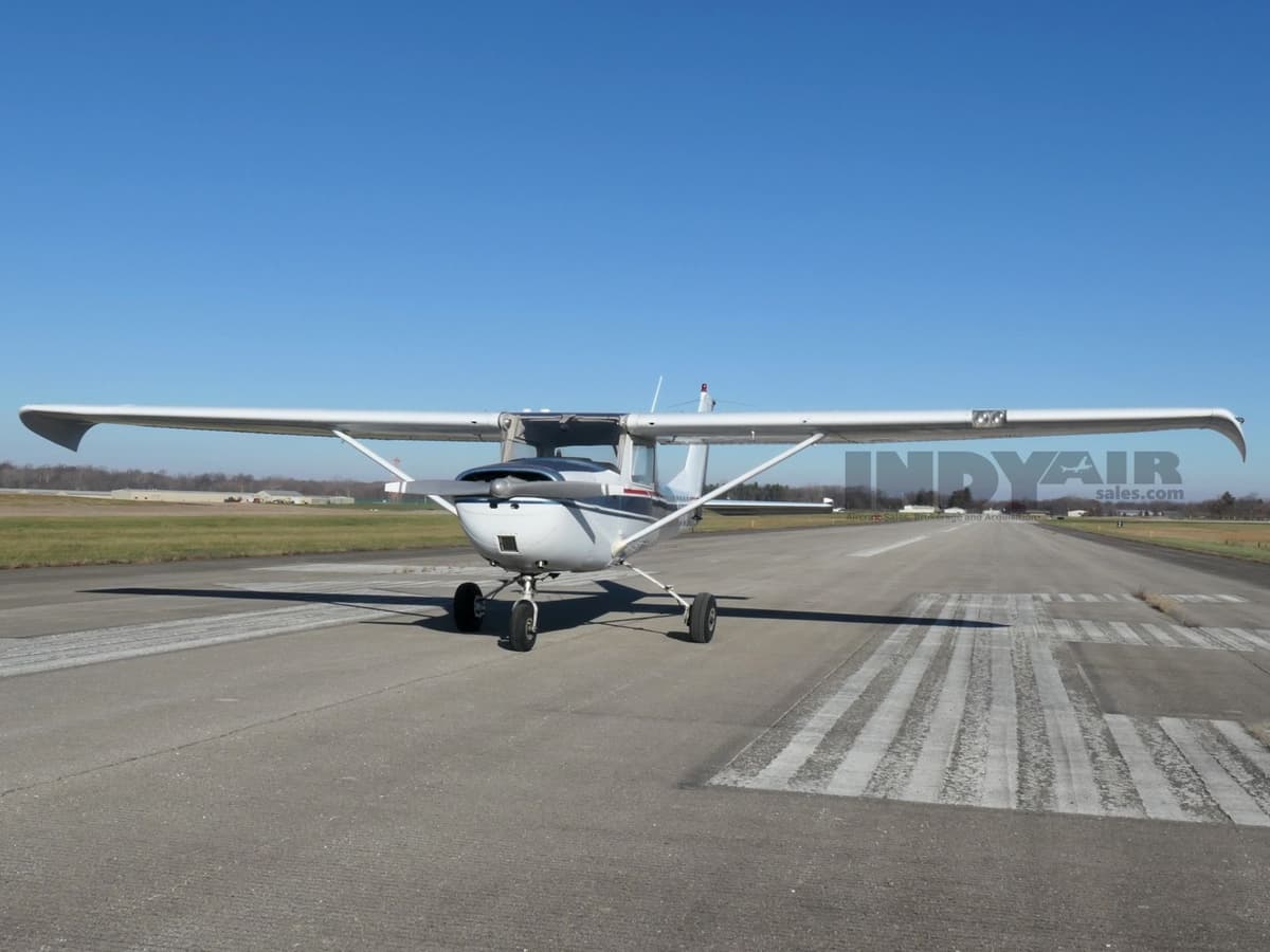 Cessna 150 - N5568G