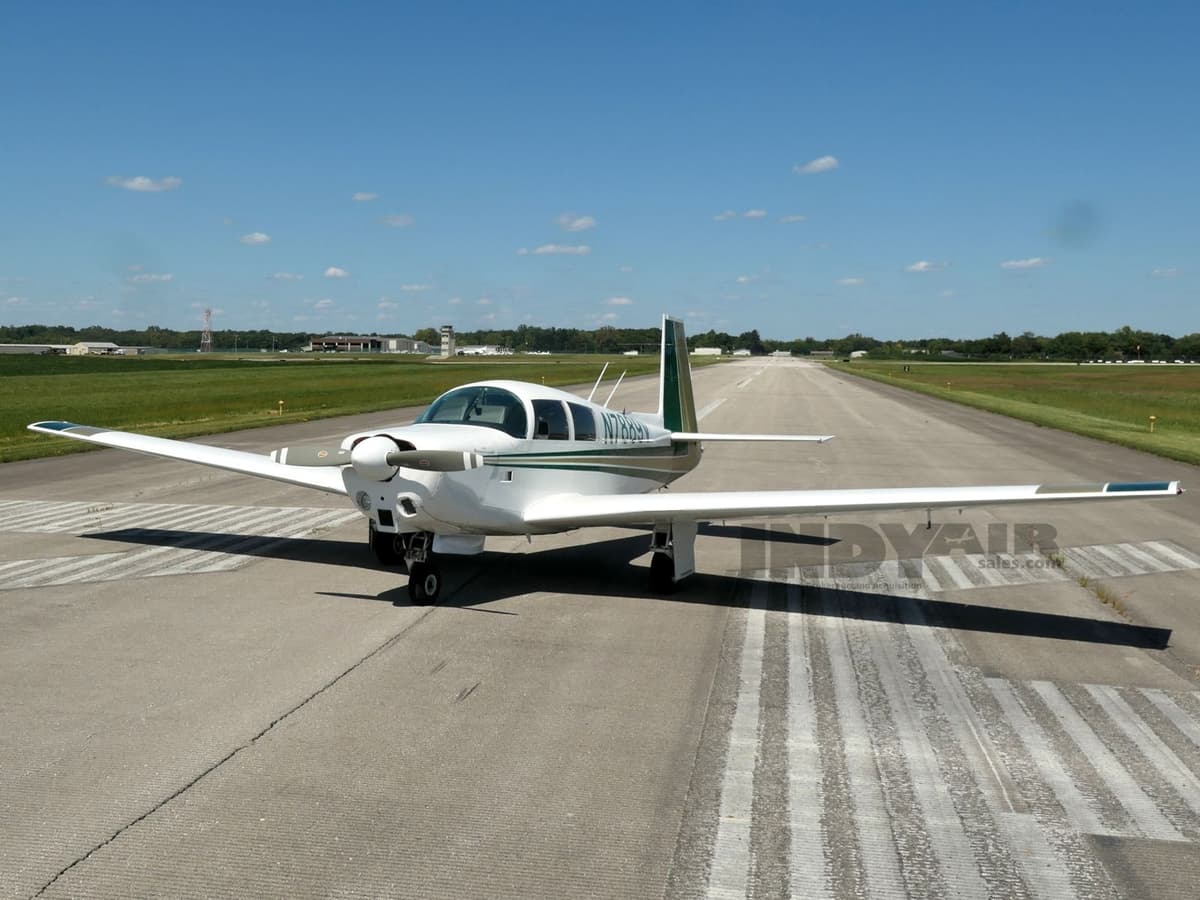 Mooney M20C - N7889V
