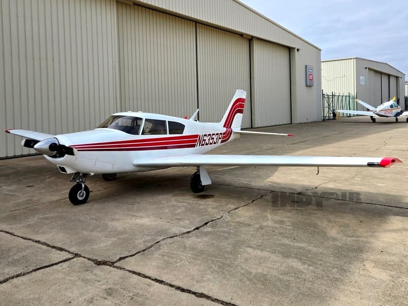 Piper Comanche 180 - N6353P