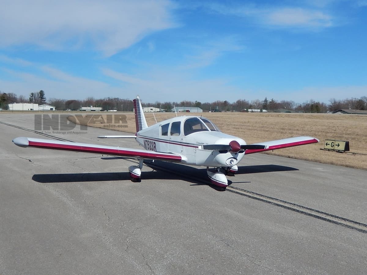 Piper Cherokee 140 - N7523R