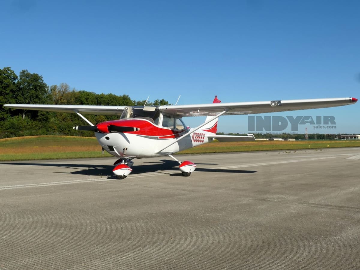 Cessna 172E - N3865S