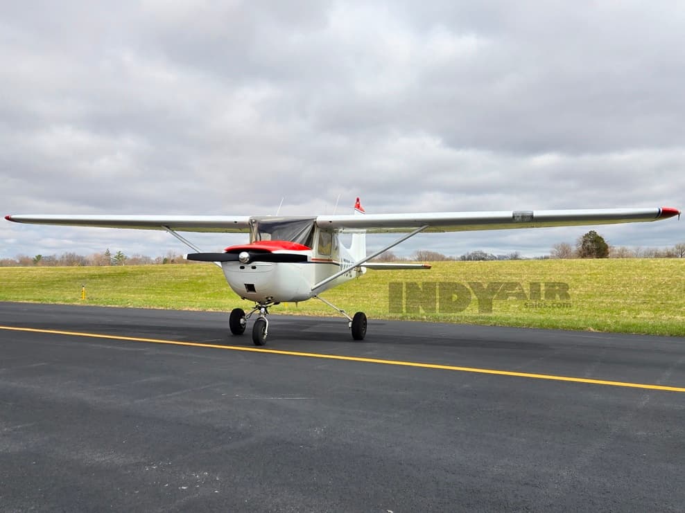 Cessna 150 - N7734E