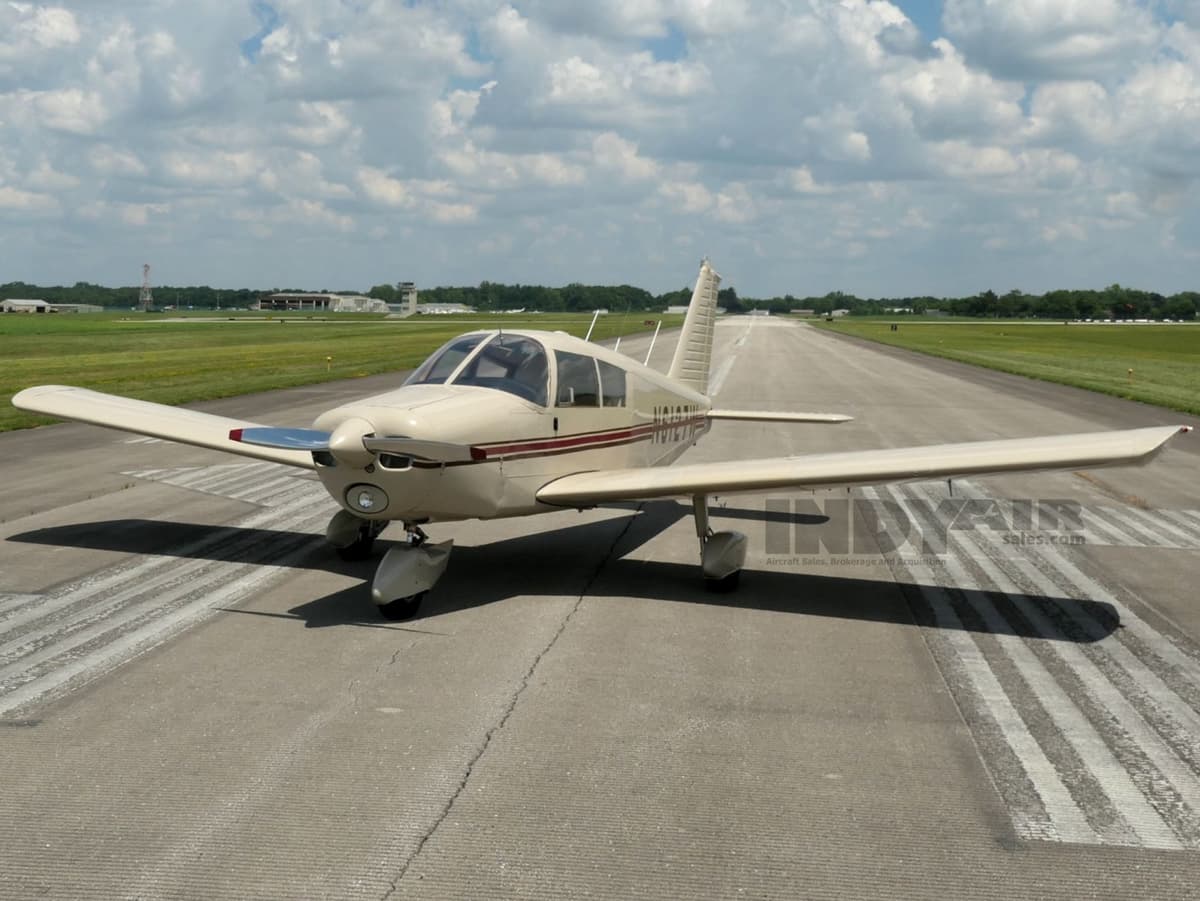 Piper 28-140 - N6127W