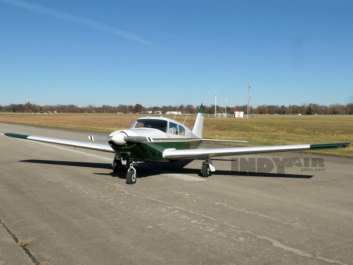 Piper Comanche 180 - N925DG
