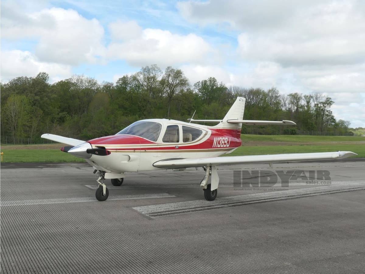 Rockwell 112A - N1369J