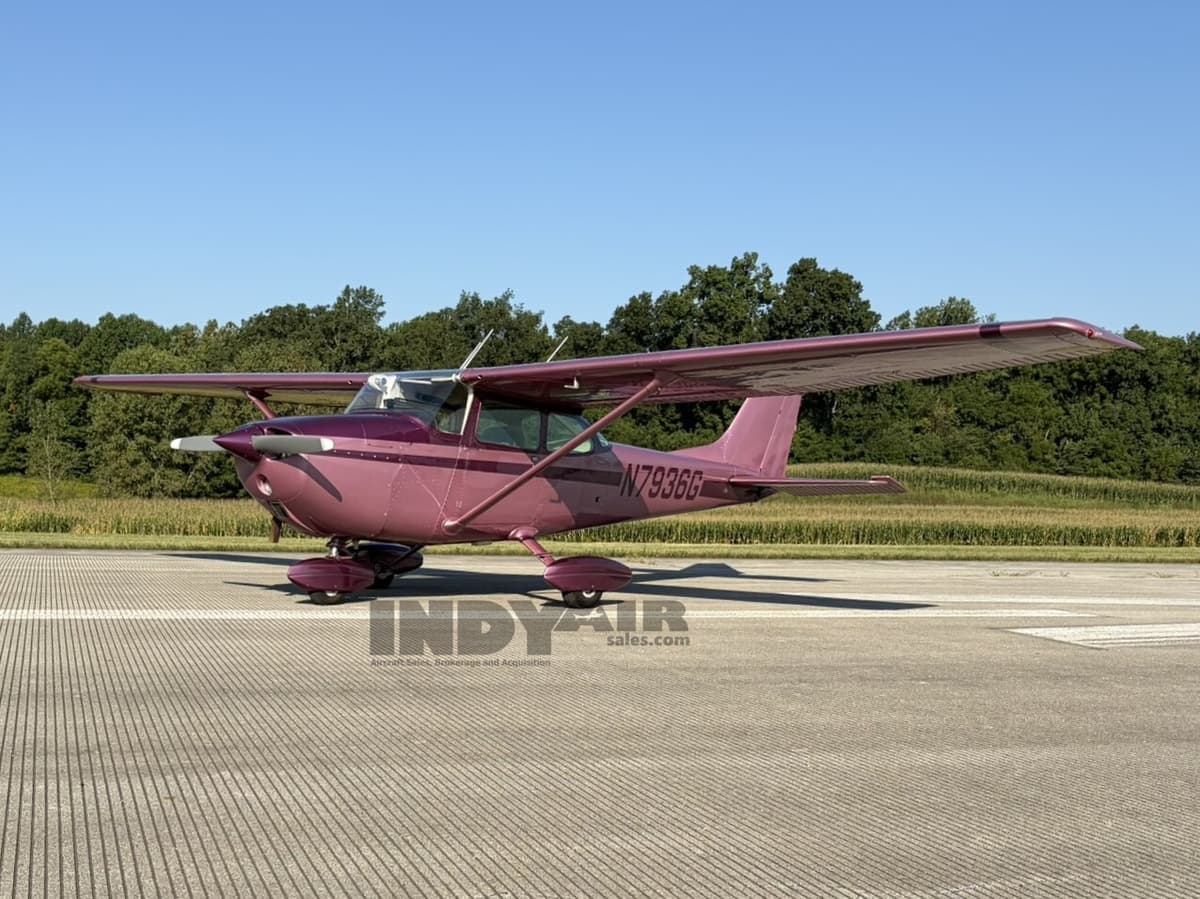 Cessna 172L - N7936G